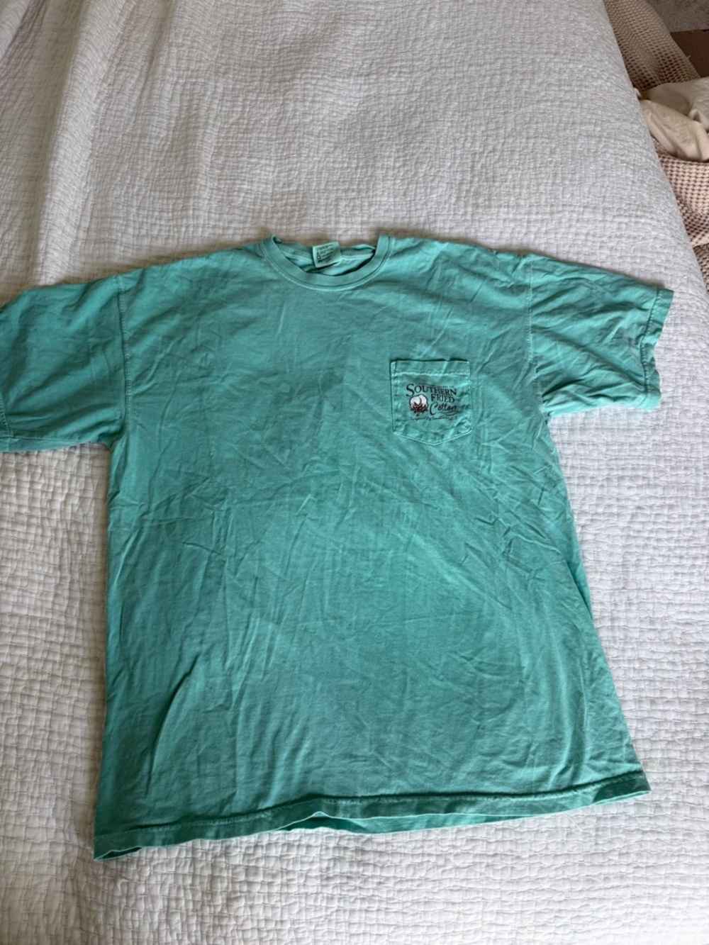 Southern Tide Short-Sleeve Pocket Tee in Seafoam